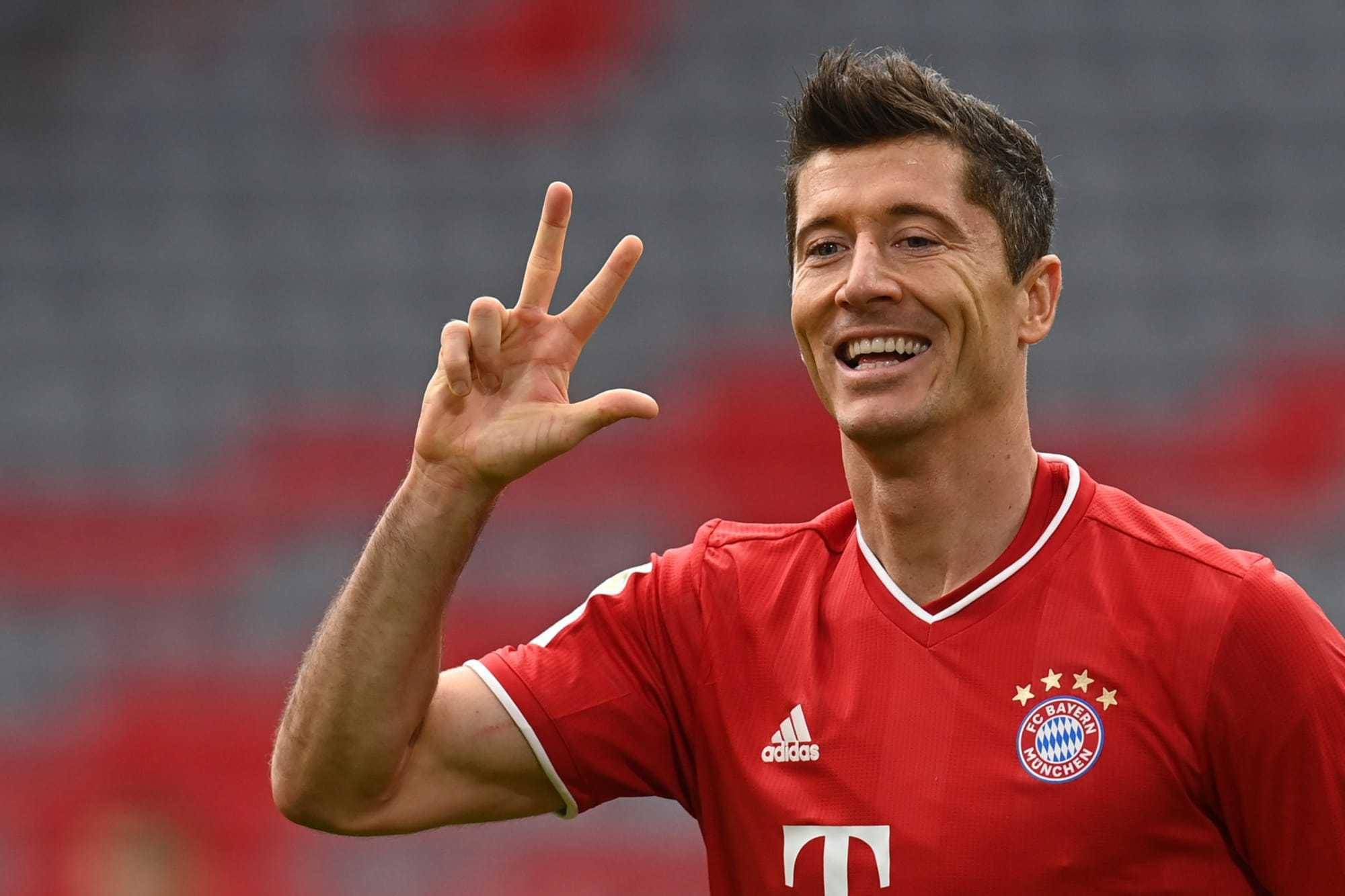 莱万多夫斯基意外战胜热火，最后时刻胜出引爆全场！